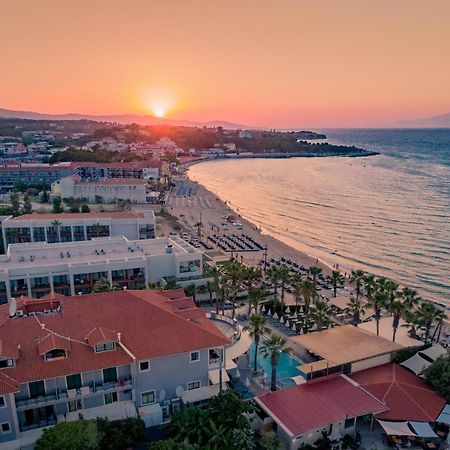 Phoenix Beach Hotel Планос Экстерьер фото